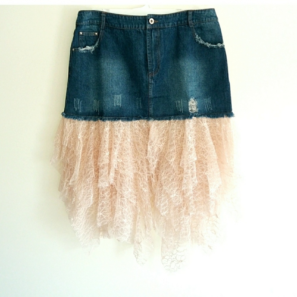 POL Boho Distressed Denim & Layered Lace Skirt - Picture 2 of 8